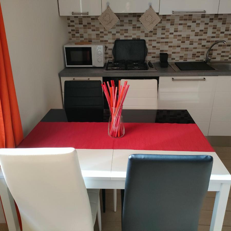 Vghouse Apartment Катания Екстериор снимка
